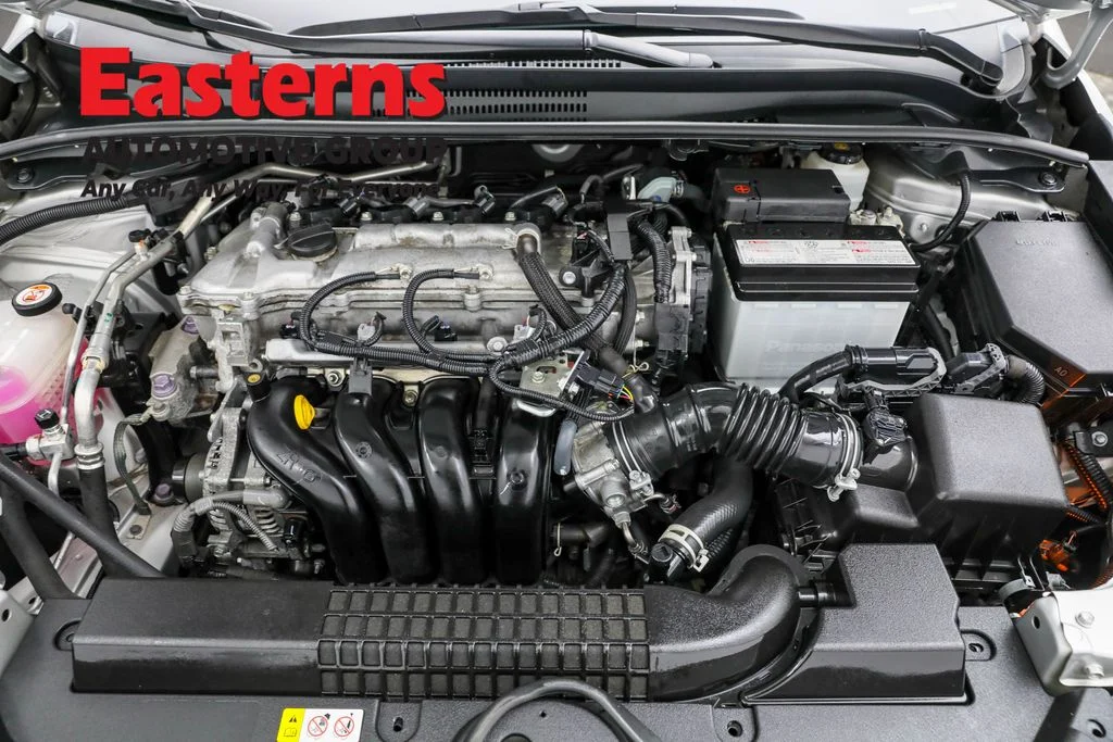 Used 2022 Silver Toyota LE image 7