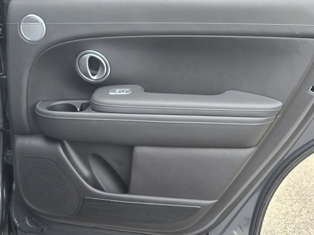 New 2026 Gray Pearl Hyundai SEL image 9