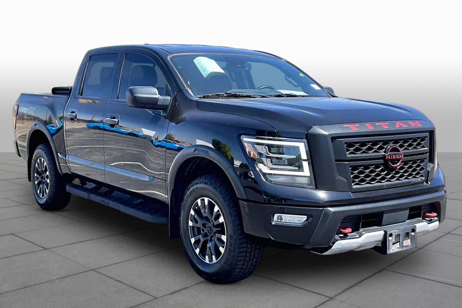 Used 2022 Super Black Nissan PRO-4X image 3