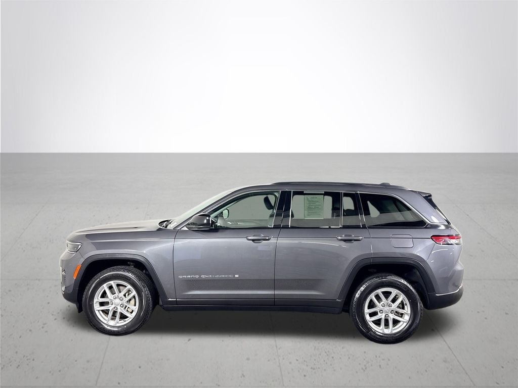 Used 2023 Gray Jeep Laredo X image 10