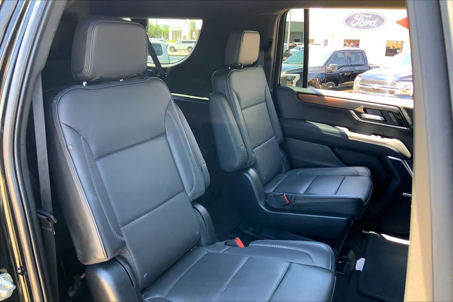 Used 2025 Onyx Black GMC Denali image 20