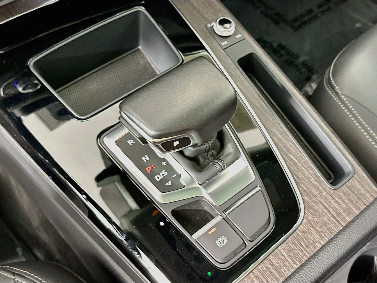 Used 2023 Silver Metallic Audi 45 S line Premium image 17