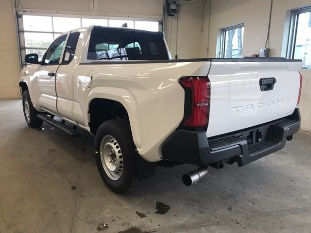 Certified Used 2024 Off-white Toyota SR image 24