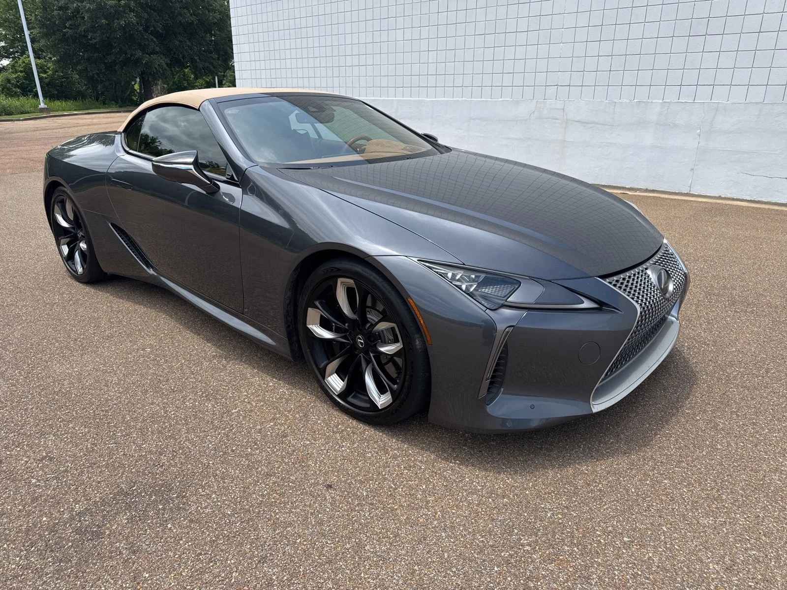 2024 Lexus LC 500 500 Convertible's photo