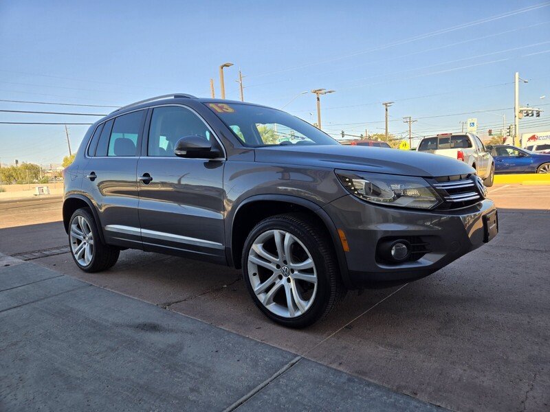 2013 Volkswagen Tiguan S photo 4