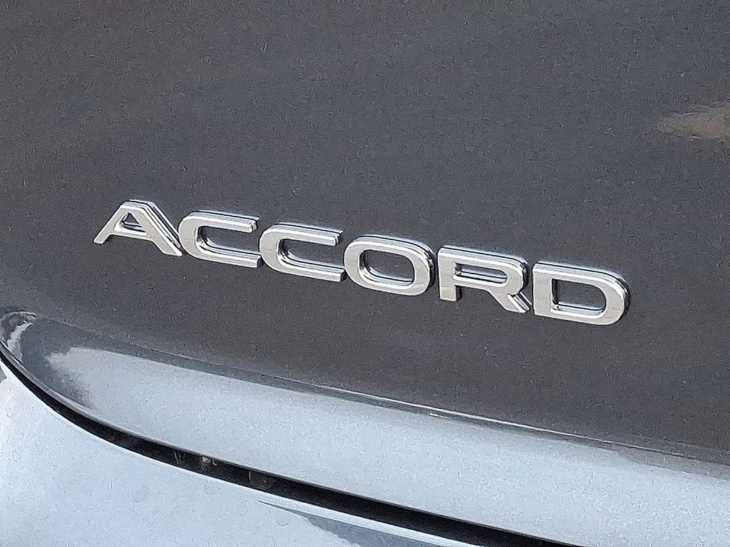 New 2026 Meteorite Gray Metallic Honda LX image 3