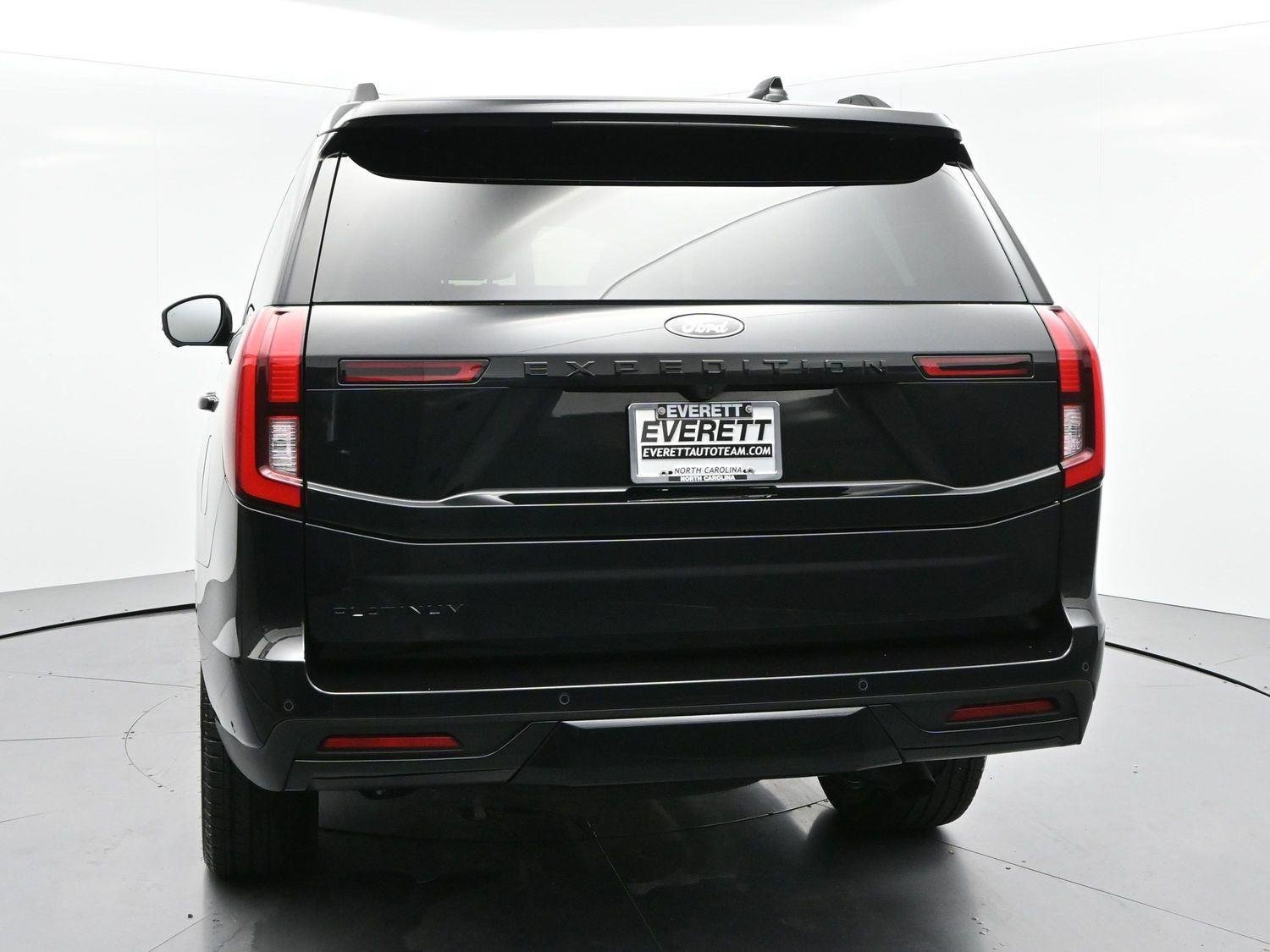 Used 2025 Agate Black Ford Platinum image 6