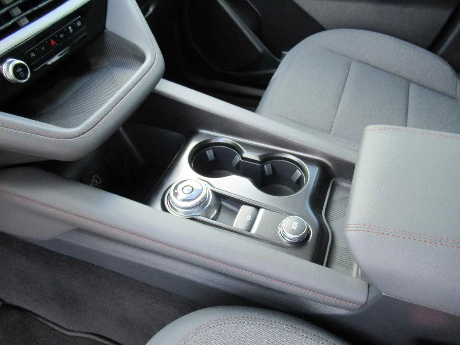 New 2026 Space White Metallic Ford Active 100A image 18