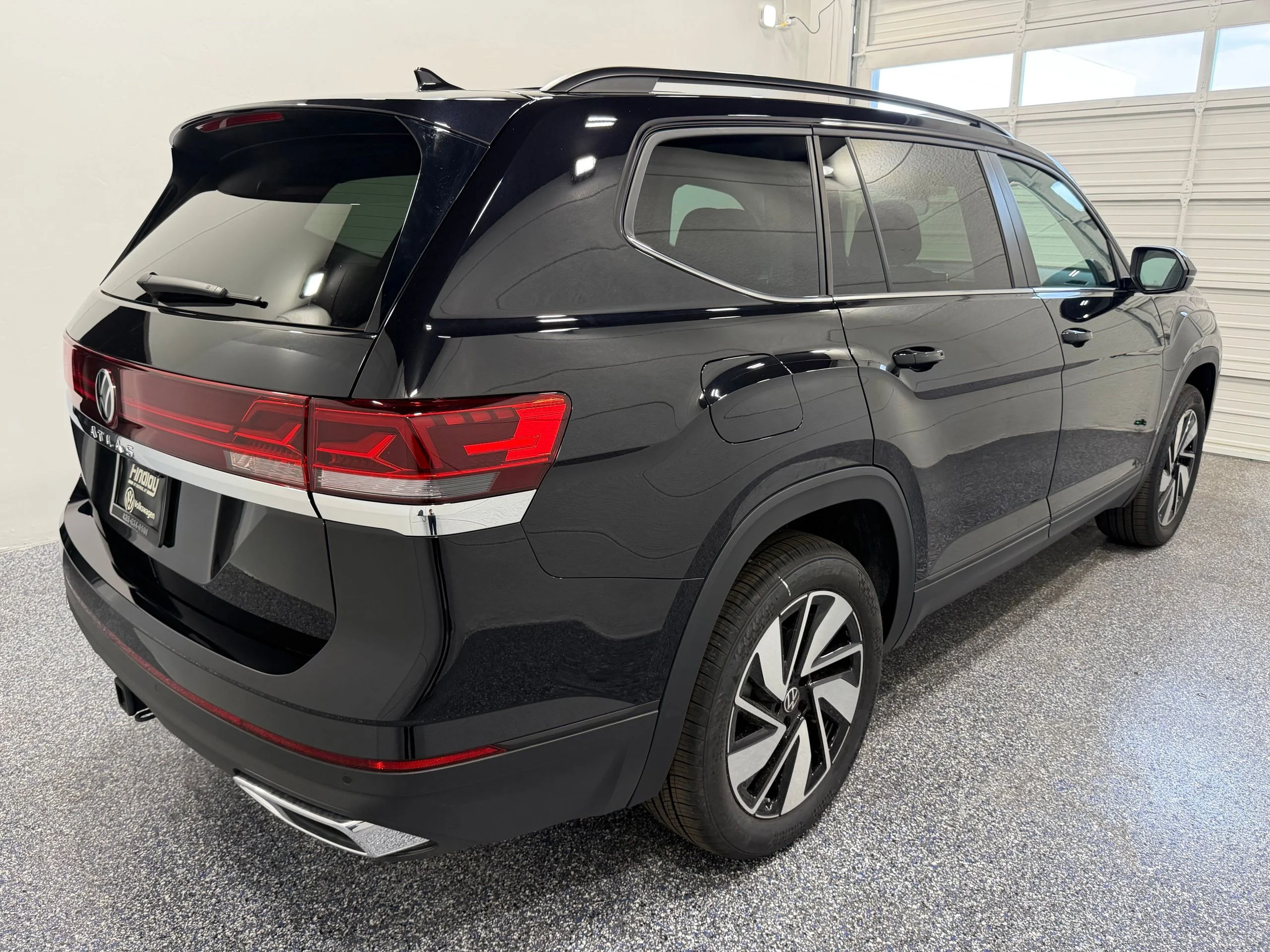 New 2026 Black Volkswagen 2.0T SE w/Technology image 6