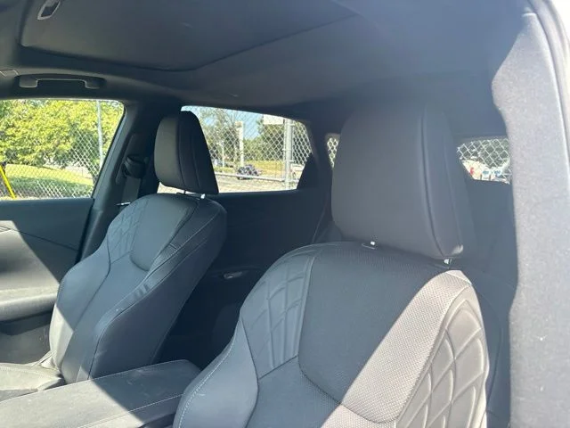 Used 2025 White Lexus 350 Premium image 2