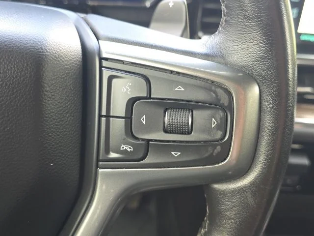 Used 2023 Red Chevrolet RST image 39