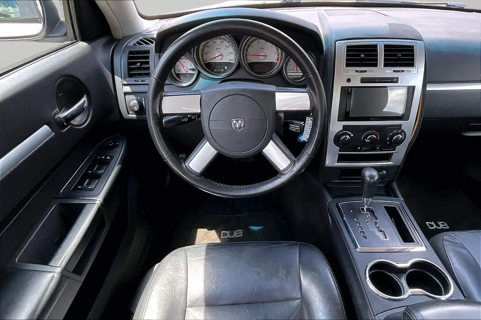 Used 2008 Bright Silver Metallic Dodge SXT image 5