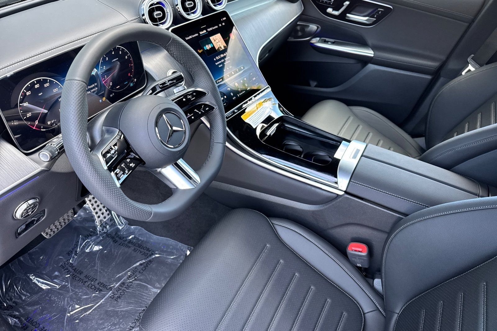 New 2027 Obsidian Black Metallic Mercedes-Benz GLC 300 Coupe image 15
