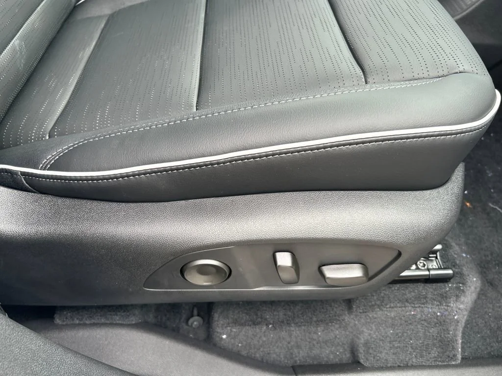 2026 Buick Enclave Sport Touring - Photo 33