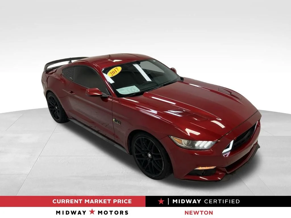 2017 Ford Mustang GT Coupe's photo