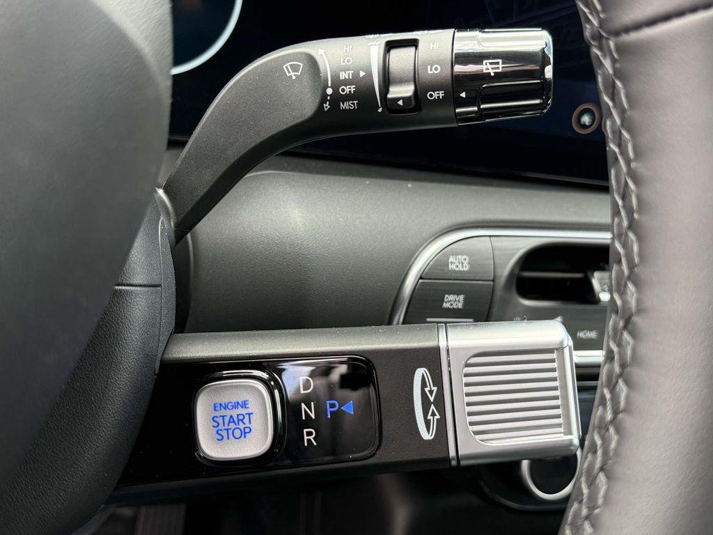 New 2026 Abyss Black Hyundai Blue SEL 7P image 25