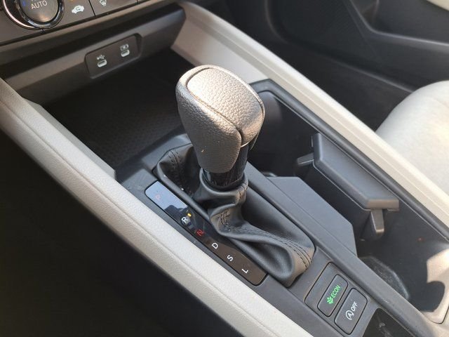 Used 2024  Honda LX image 20