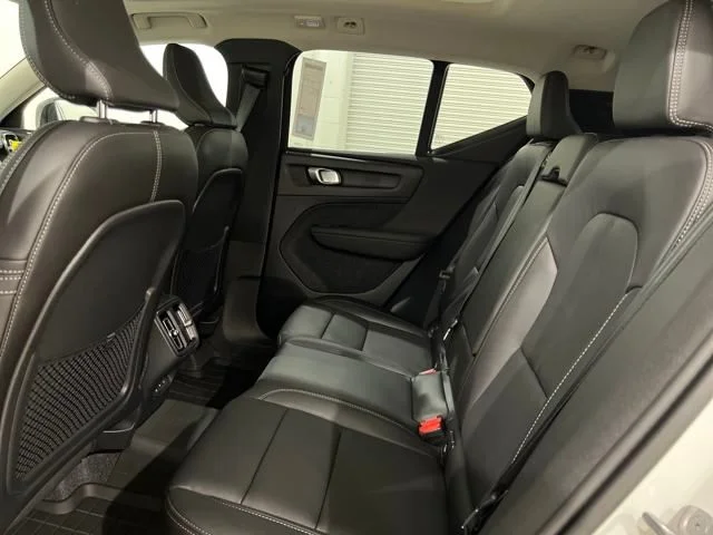 2026 Volvo XC40 Ultra - Photo 21
