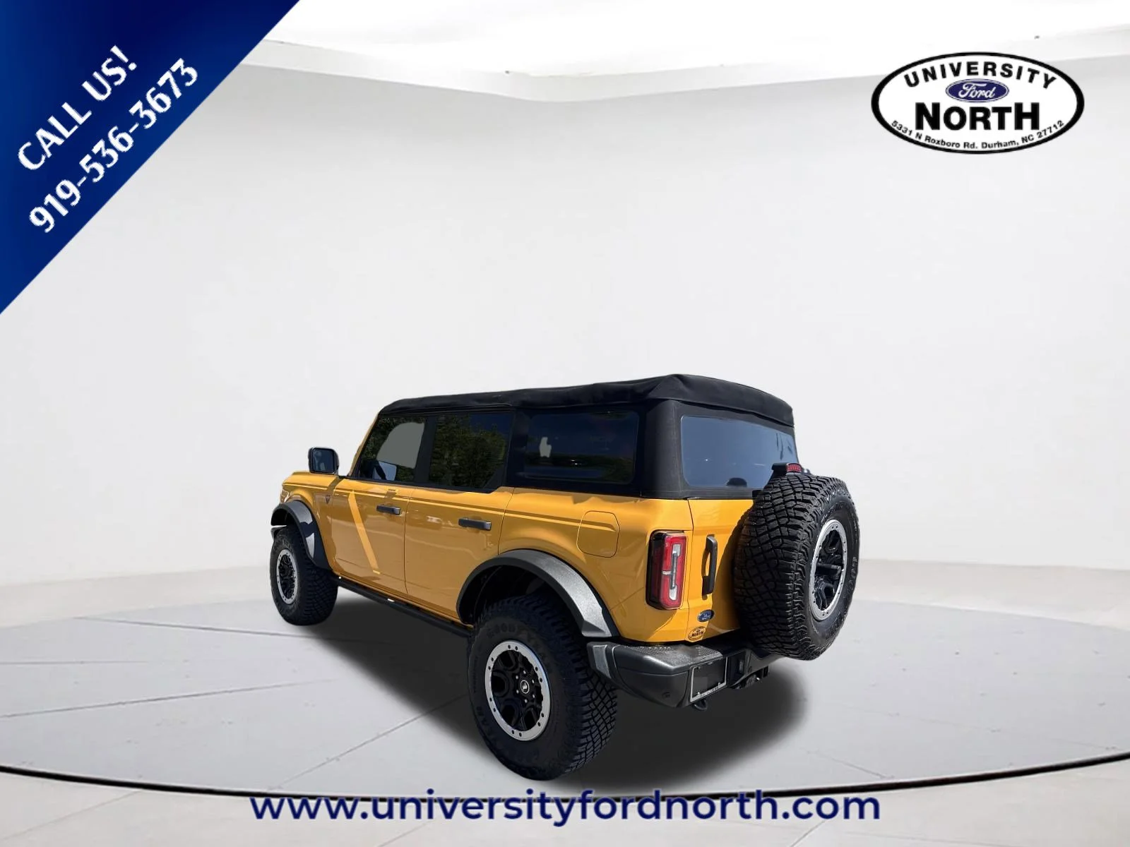 Used 2022 Cyber Orange Metallic Tricoat Ford Badlands image 5