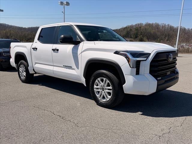 Used 2024 Ice Cap Toyota SR5 image 7