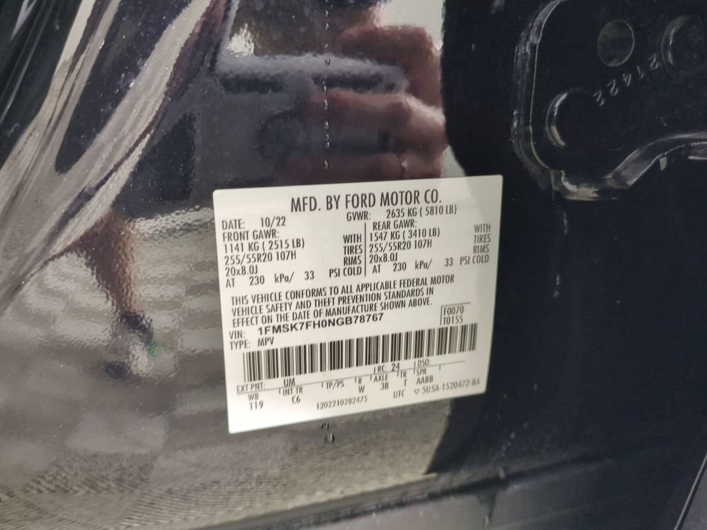 Used 2022 Black Ford Limited image 42