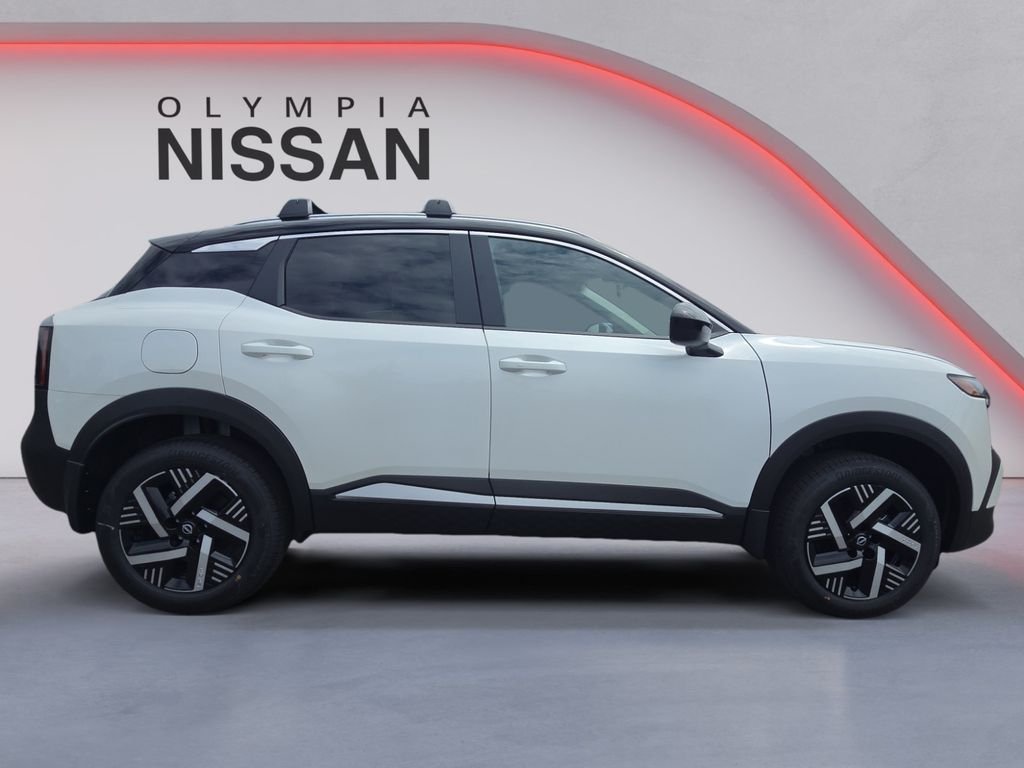 New 2026 Aspen White TriCoat / Super Black Two-tone Nissan SV image 6