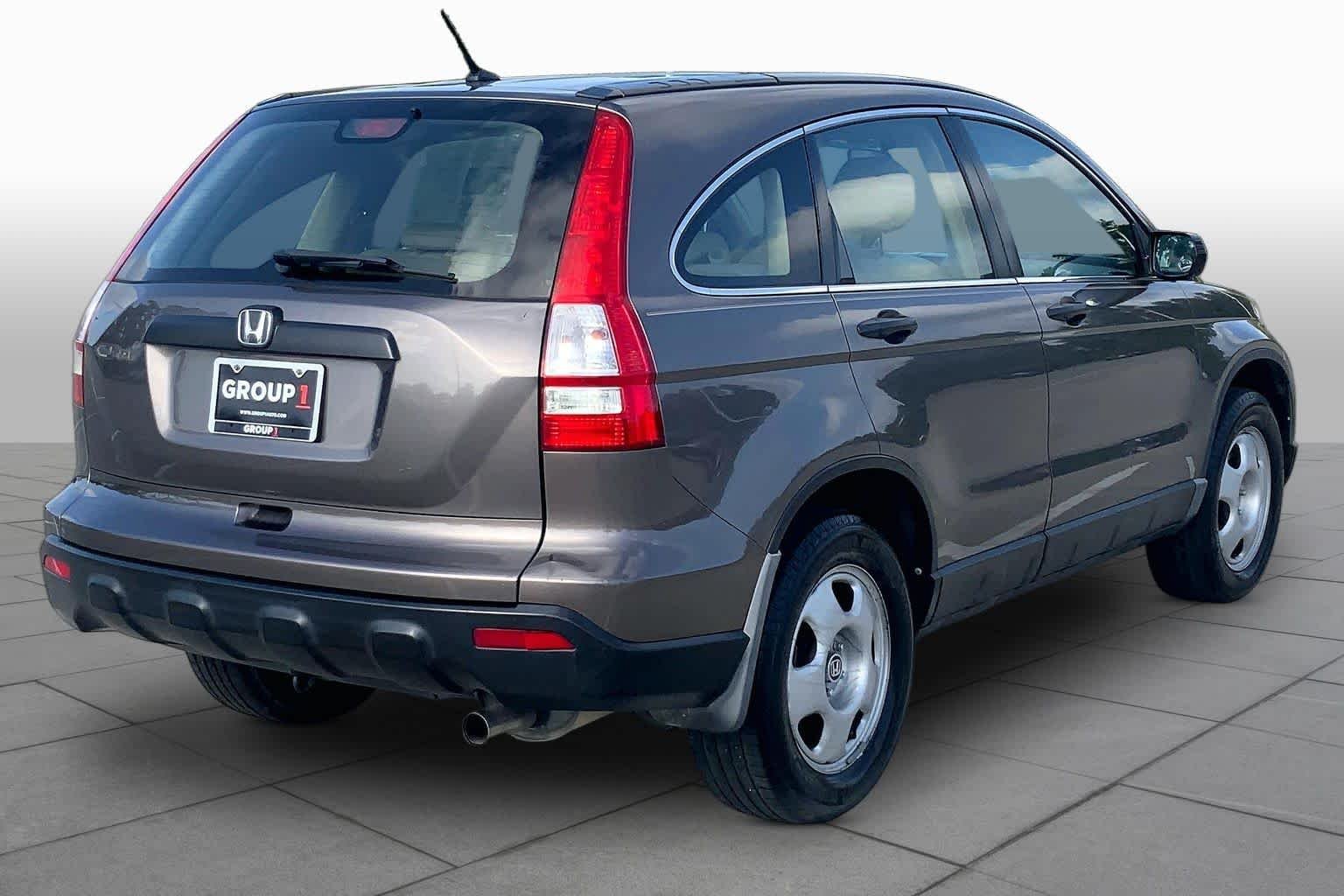 Used 2009 Borrego Beige Metallic Honda LX image 10