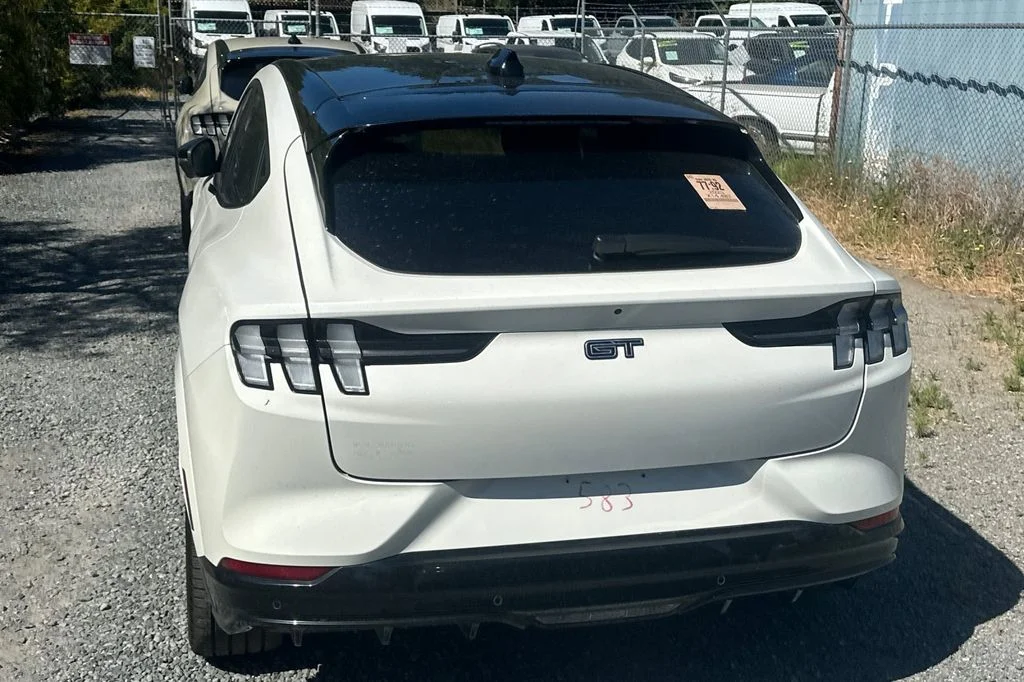 Used 2025 Star White Metallic TC Ford GT image 6