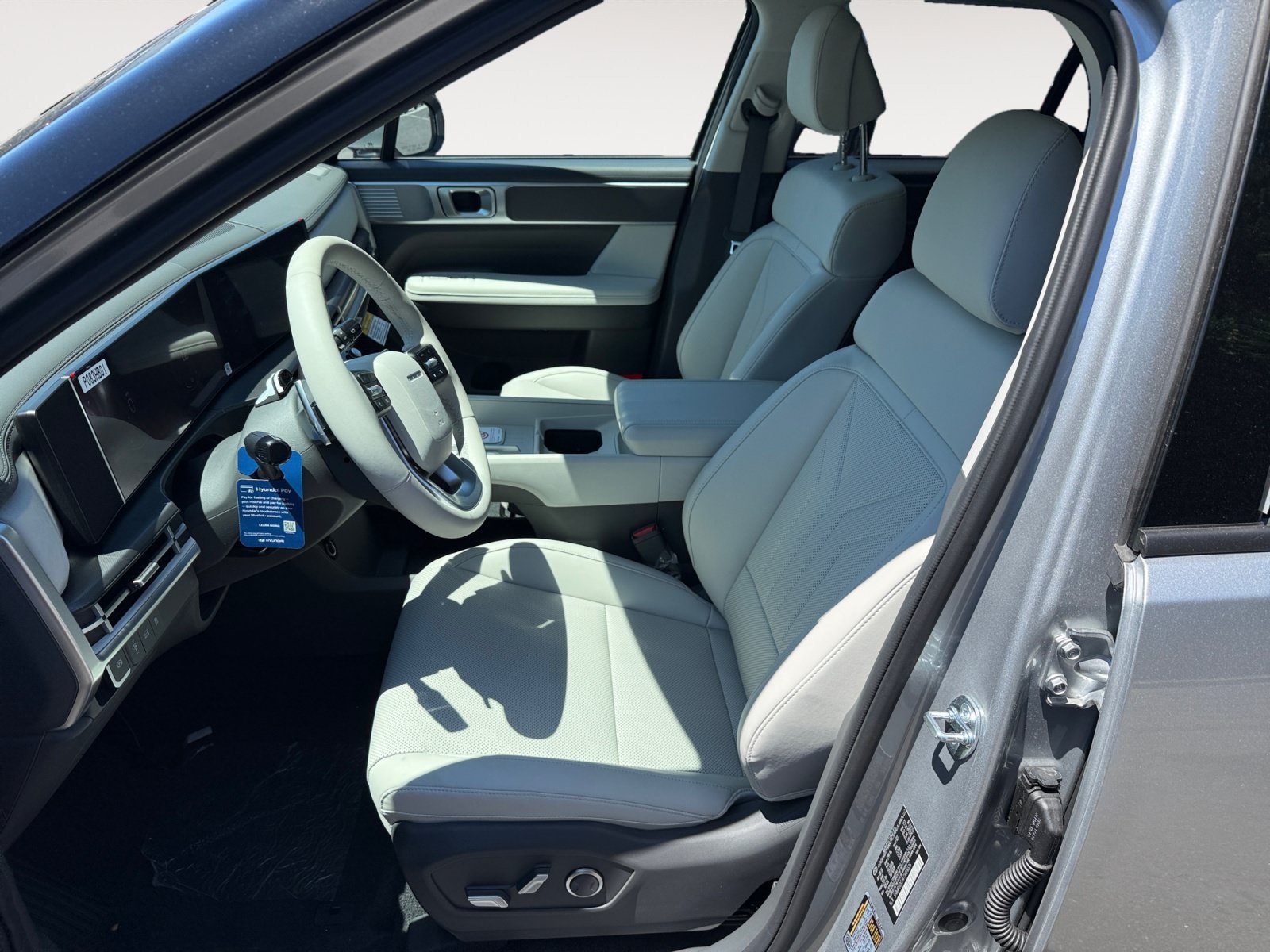 New 2026 Shimmering Silver Hyundai SEL image 10
