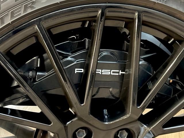 Used 2023 White Porsche Turbo image 40