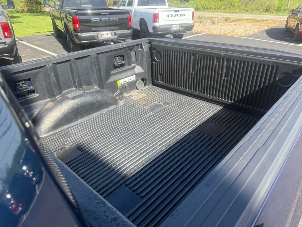 Used 2019 Gray Ford XLT image 34