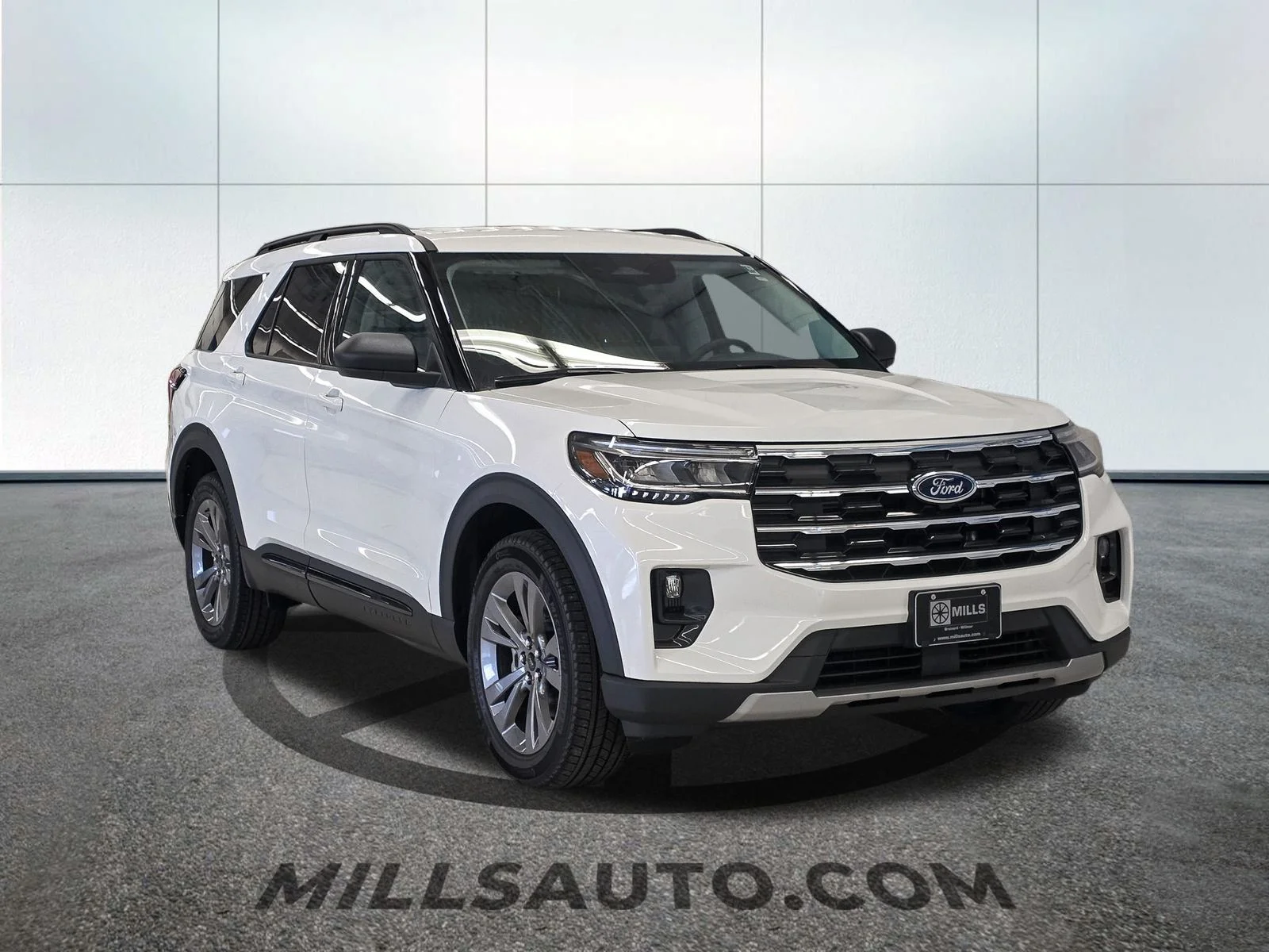 New 2026 Star White Metallic Tri-Coat Ford Active image 11
