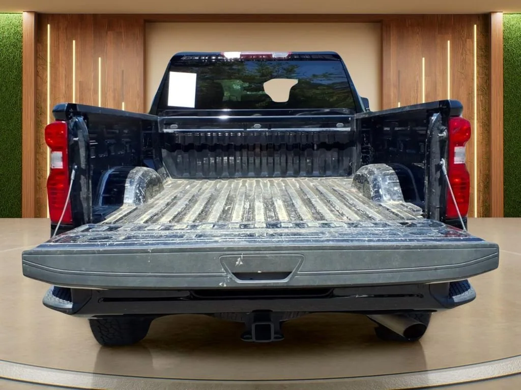 Certified Used 2025 Black Chevrolet Custom image 30