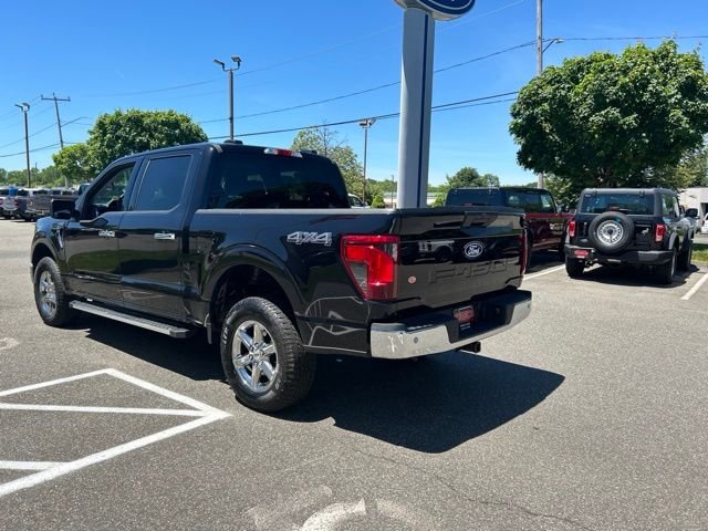 Used 2025 Black Ford XLT image 5
