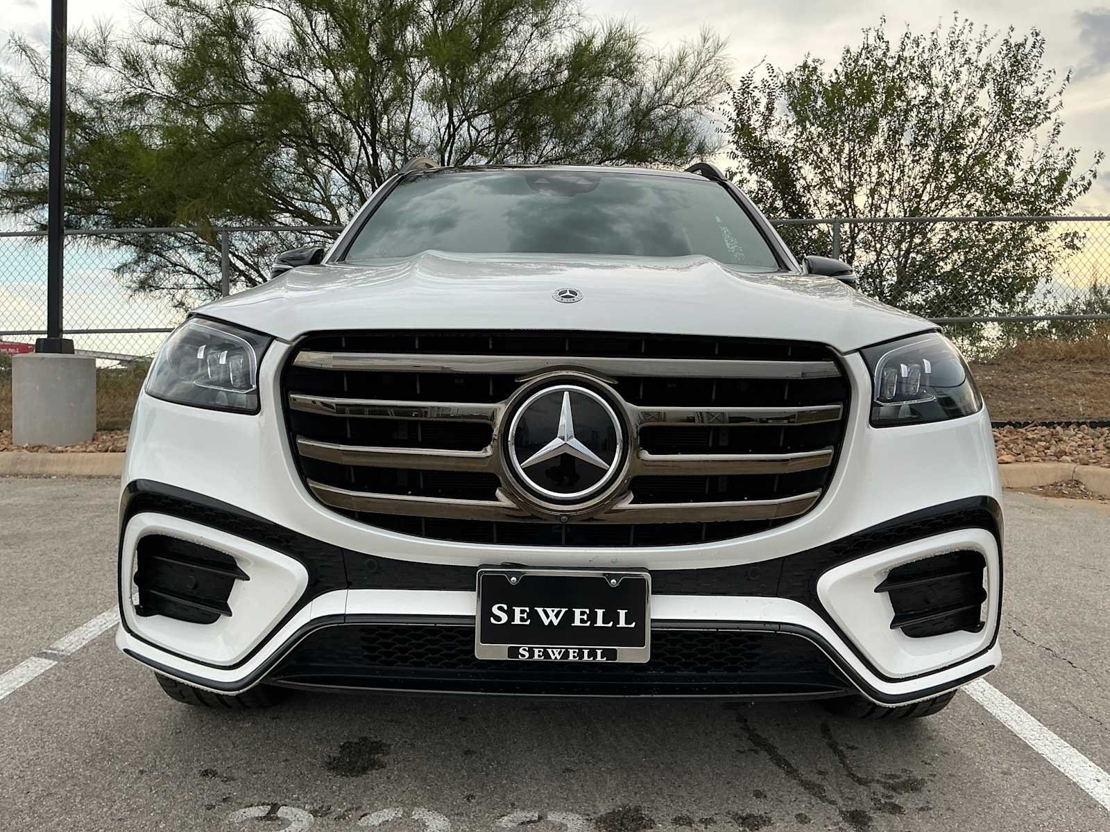 Certified Used 2024 Polar White Mercedes-Benz GLS 450 image 4