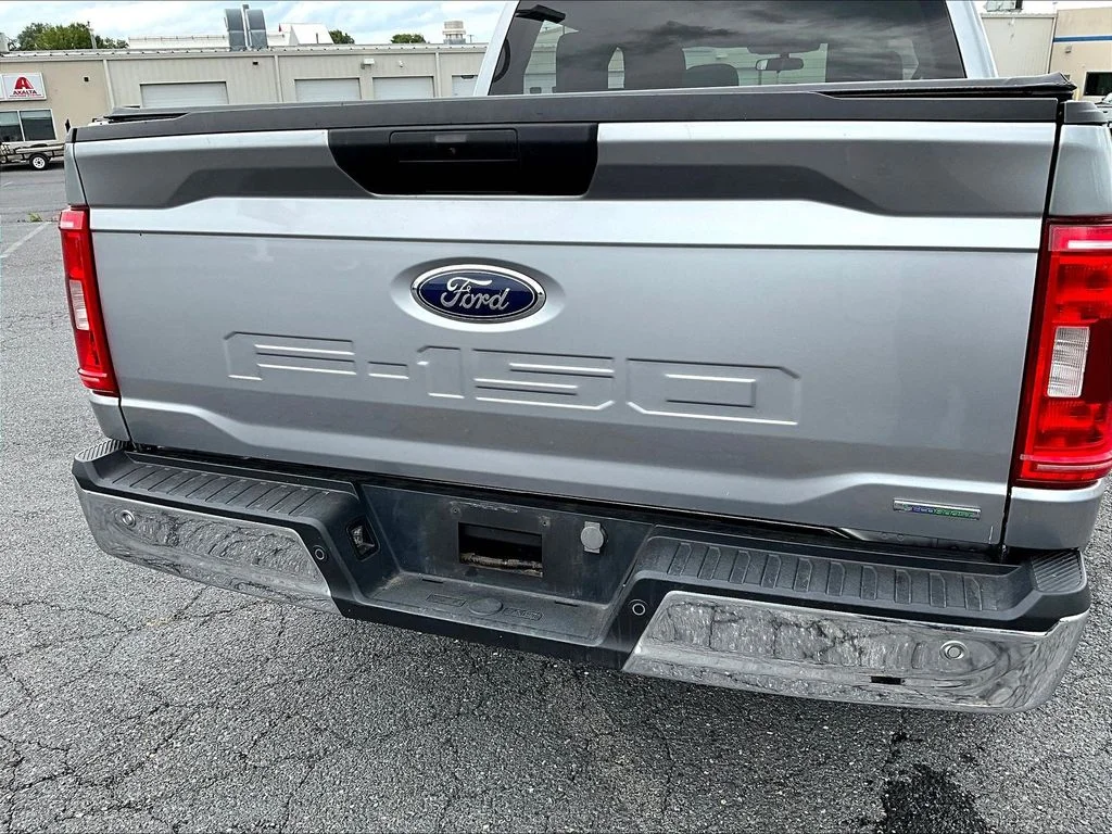 Used 2023 Silver Ford XLT image 24