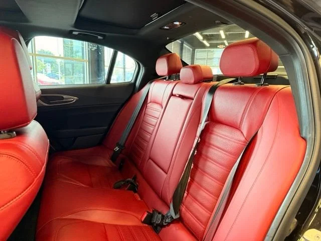 Used 2022 Vulcano Black Metallic Alfa Romeo Veloce image 11