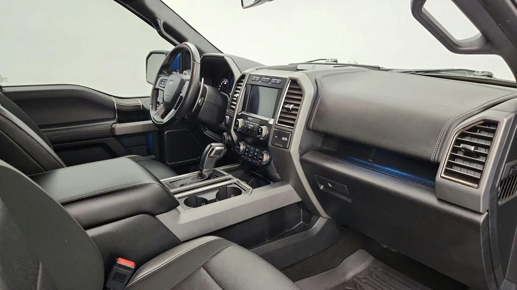 Used 2019 Velocity Blue Metallic Ford Raptor 4WD SuperCrew 5.5
