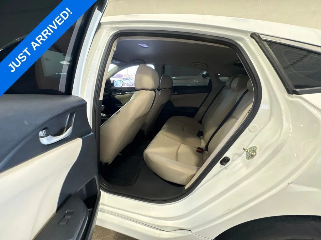 Used 2016 White Orchid Pearl Honda LX image 5