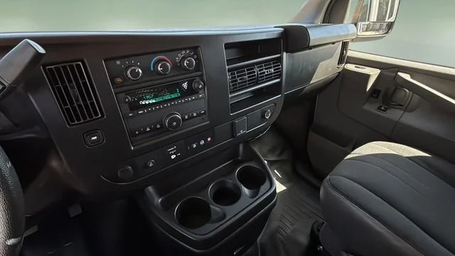 Used 2024 Summit White Chevrolet WT image 23