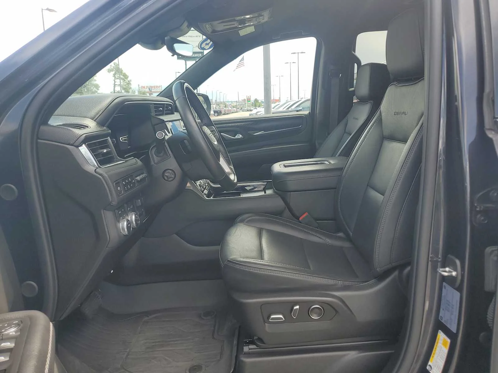 Used 2023 TITANIUM RUSH METALLIC GMC Denali image 20