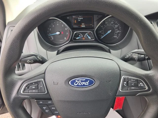 Used 2018 Gray Ford SE image 20
