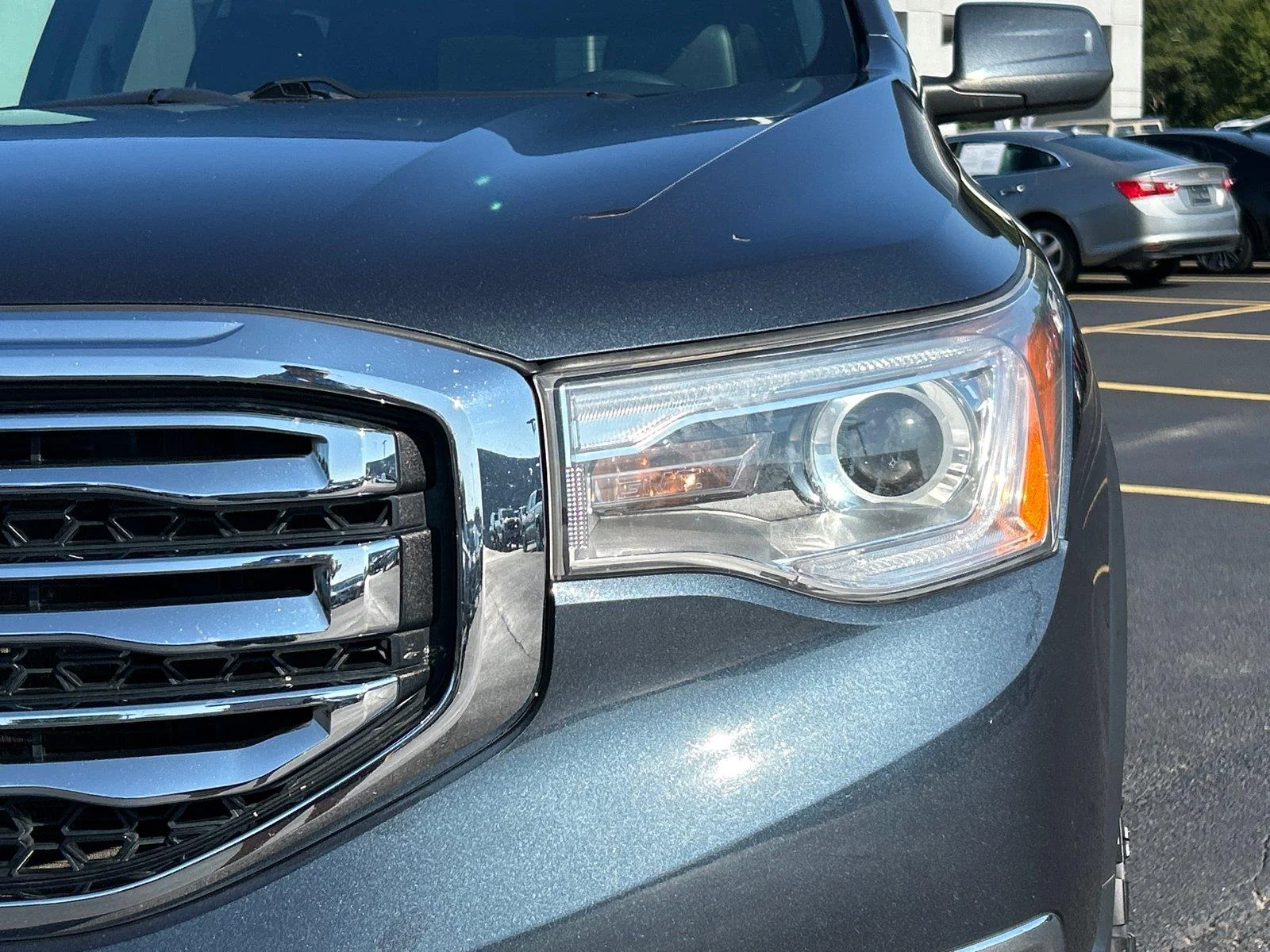 Used 2019 Dark Sky Metallic GMC SLT image 11
