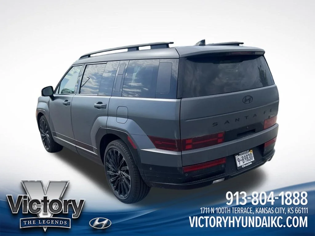 Used 2024 Gray Hyundai Calligraphy image 3