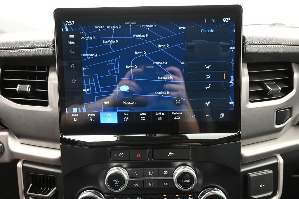 Used 2024 Gray Ford XLT image 4