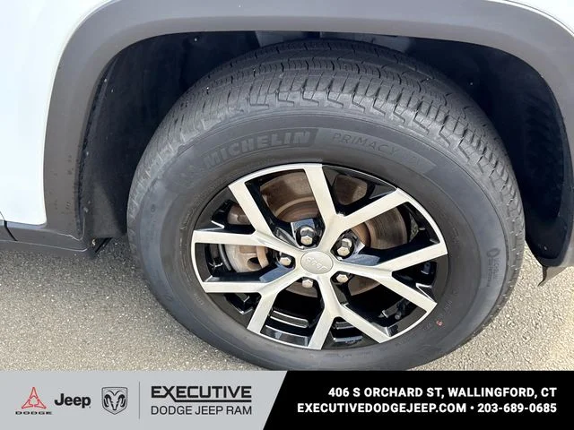 Used 2023 White Jeep Limited image 7