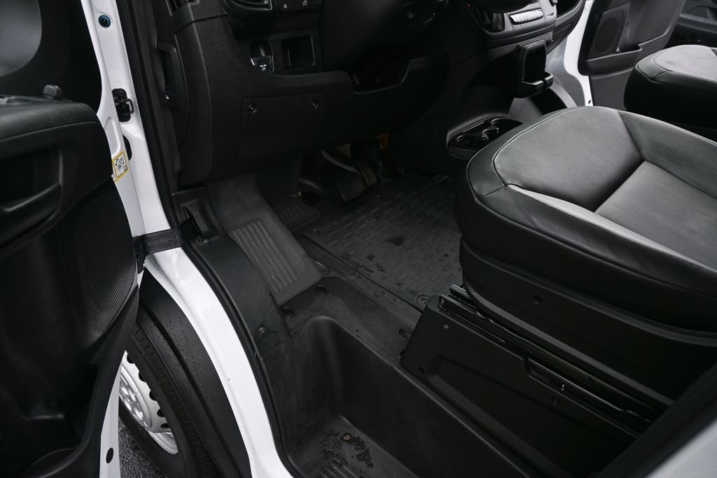 Used 2024 White Ram High Roof image 7