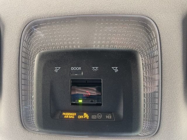 New 2026 Wind Chill Pearl <sup>1</sup> Toyota  SE image 27