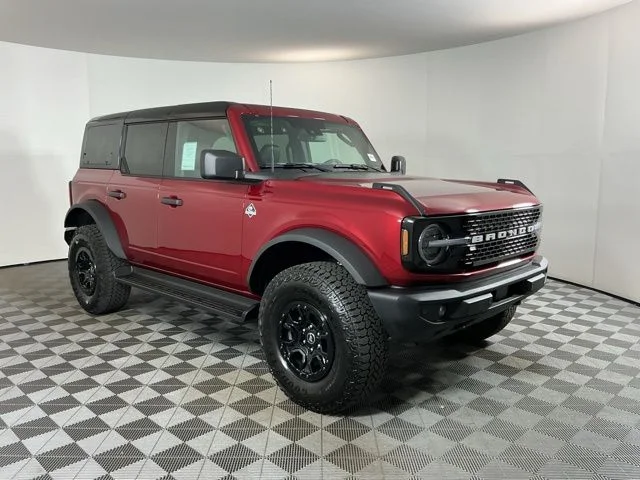 New 2026 Ruby Red Metallic Tinted Clearcoat Ford Outer Banks image 3
