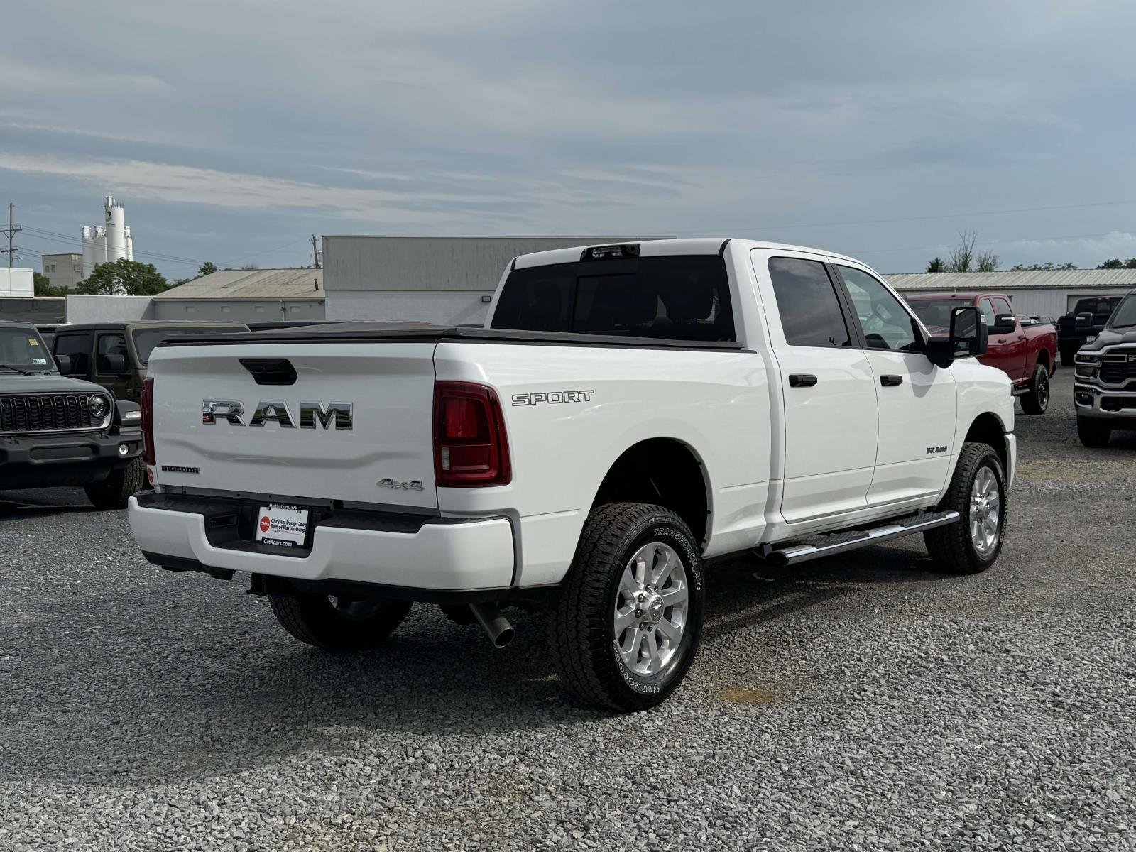 New 2026 Bright White Clear-Coat Exterior Paint RAM Big Horn image 24